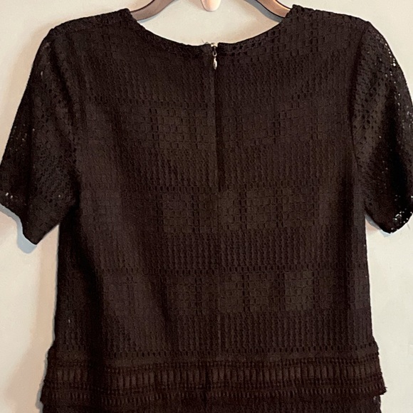SELLING BANANA REPUBLIC TOP SIZE SMALL COLOR BLACK SHORT  SLEEVE USED - Picture 5 of 10